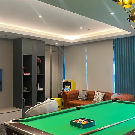 Aurora Escalades Tower Near Smart Araneta Colisium Hotel